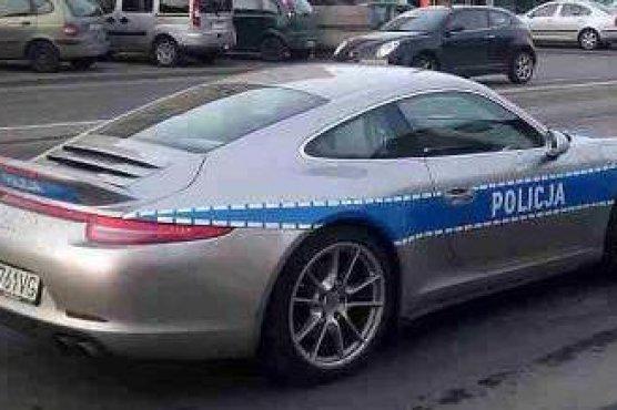 Internauci a nie dziennikarze rozpracowali akcję Porsche i