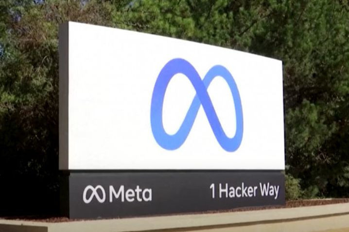 Ekspert: decyzja Mety o niepodpisaniu kodeksu postępowania dla AI nie zwalnia jej z obowiązku przestrzegania przepisów