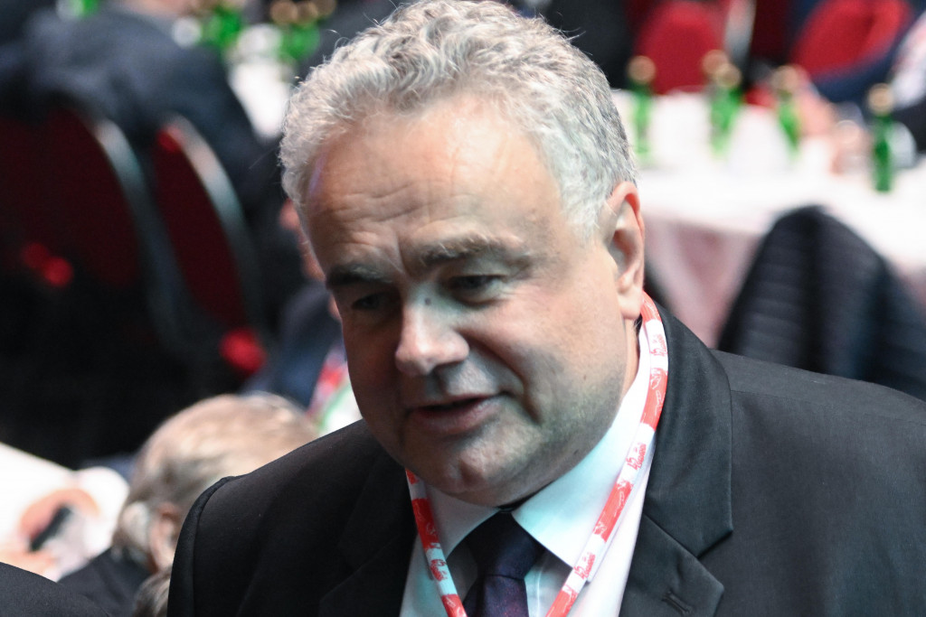 Republika liderem rynku telewizyjnego w grupie 4+. Wyprzedziła minimalnie TVP 1