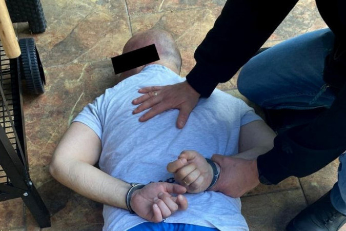 Prawicowy dziennikarz, który zlecił mord na zwierzętach, wyszedł na wolność