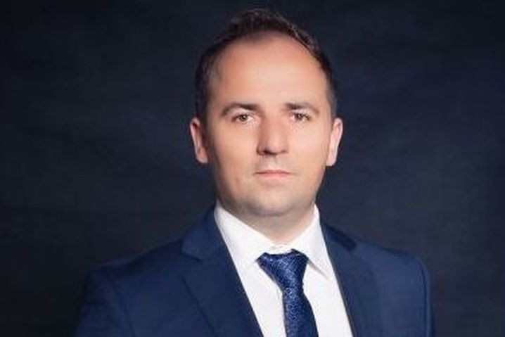 Były dyrektor TVP Info w zespole Republiki. Tomasz Sakiewicz potwierdza
