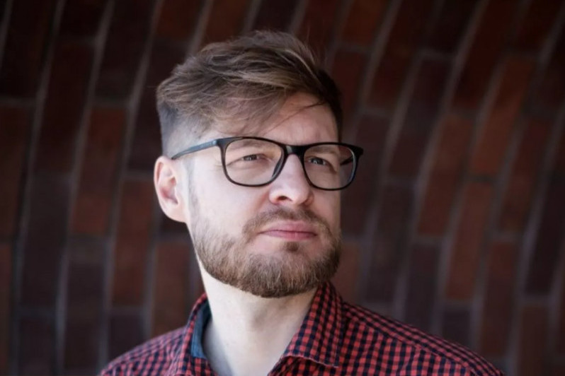 Jakub Benedyczak wraca do Radia 357. Półtoraroczną przerwę spędził w TVP Info