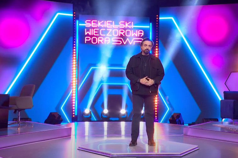 Tomasz Sekielski z programem "Kod bezpieczeństwa" w TVP Info