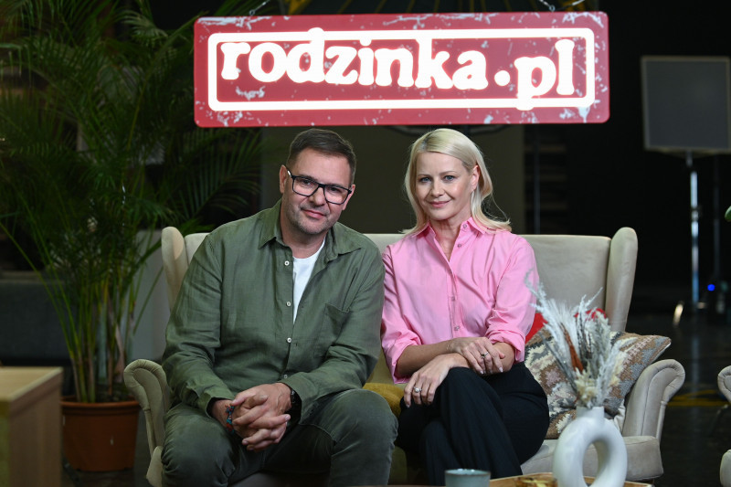 Średnio 1,14 mln widzów powrotu "Rodzinki.pl" w TVP 2
