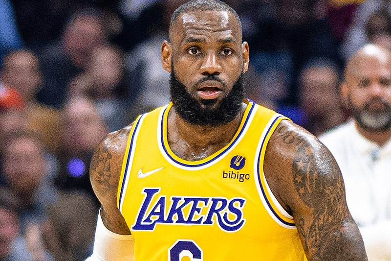 LeBron James napisał artykuł do chińskiej gazety państwowej "People's Daily"