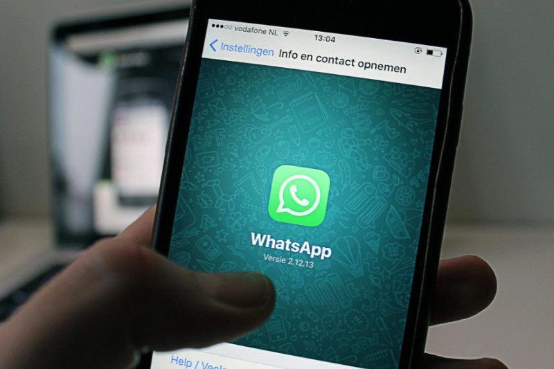 Koncern Meta Platforms wprowadza tłumaczenia na żywo w aplikacji WhatsApp