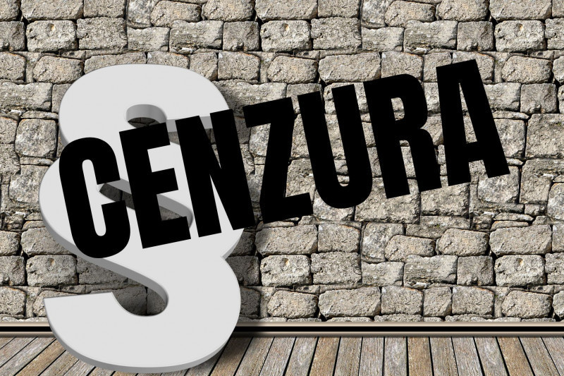 Rząd przyjął projekt ustawy o walce z treściami pirackimi. Cenzura treści dezinformacyjnych