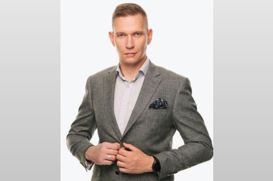 Adrian Słojewski awansuje na stanowisko managing directora Clue PR