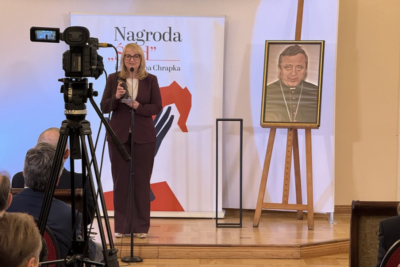 Dorota Sokołowska laureatką Nagrody "Ślad" 2025 im. bp. Jana Chrapka
