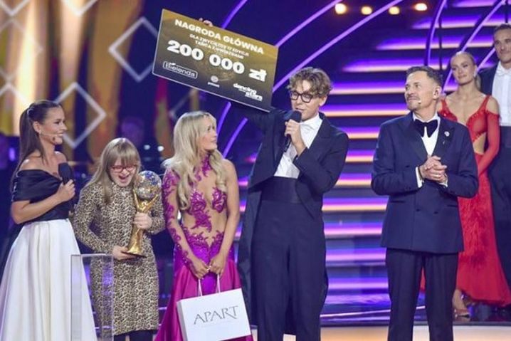 "Taniec z gwiazdami" przyciągał do Polsatu średnio 2,06 mln widzów. Finał miał 2,3 mln