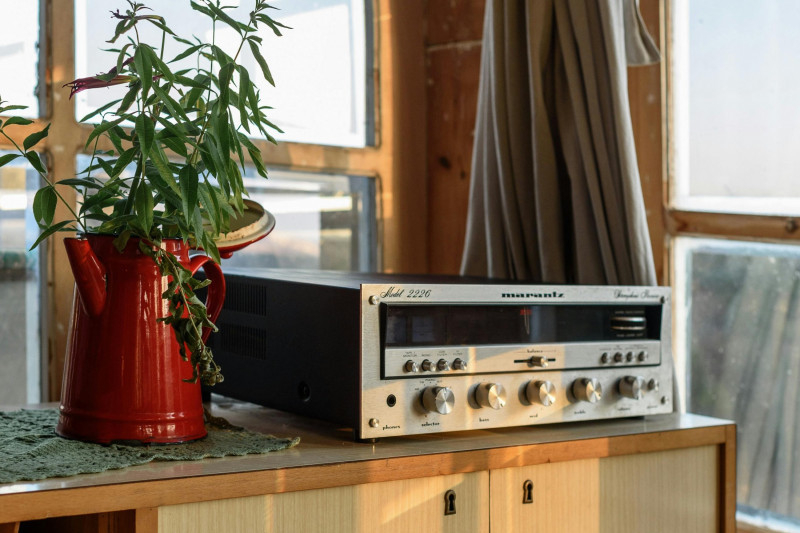 W miastach powyżej 100 tys. mieszkańców najpopularniejsze rozgłośnie zmniejszyły słuchalność