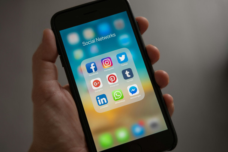 Francja chce pójść w ślady Australii i wprowadzi blokadę social mediów dla osób poniżej 15. roku życia