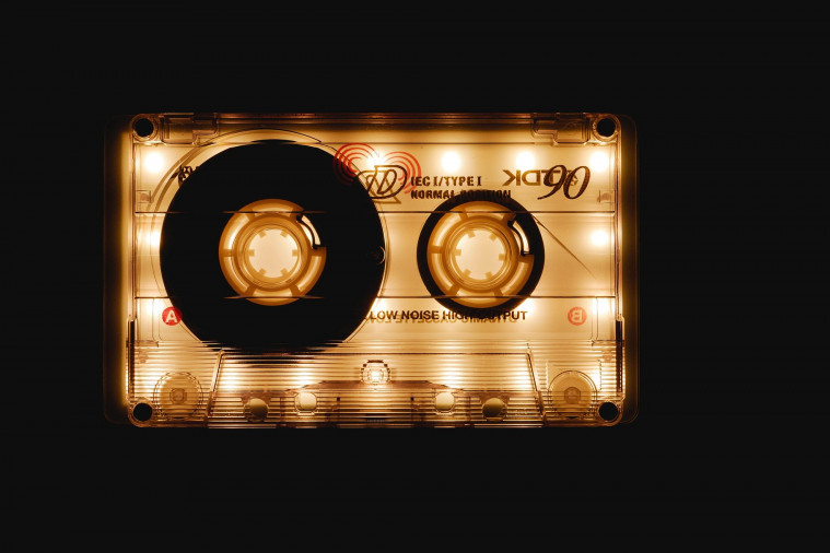 Radio Bounce z kablową koncesją KRRiT. Chce też nadawać w systemie DAB+