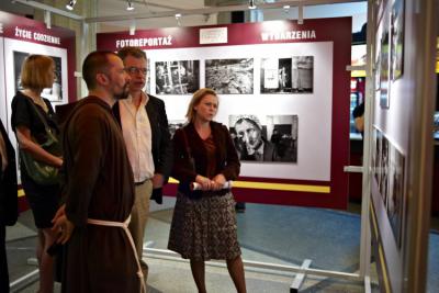 Gala wręczenia nagród Grand Press Photo 2011 w warszawskiej Kinotece. (fot. Marcin Obara )