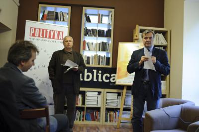 Wręczenie Nagrody im. Barbary Łopieńskiej za najlepszy wywiad prasowy 2010 roku. (fot. Marcin Obara)