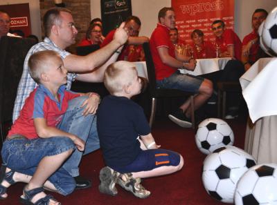 Uroczyste losowanie drużyn, które grają w turnieju Press Cup odbyło się w Hotelu Remes Sport & Spa (fot. Katarzyna Popławska, Press-Service Monitoring Mediów)