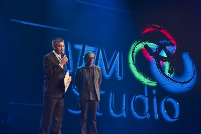 Uroczystość prowadzili: Jakub Brzęczkowski (prezes Eutelsatu) i Piotr Najsztub (dziennikarz "Wprost")