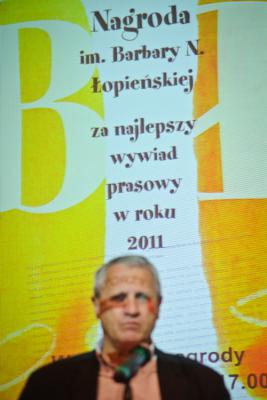 Justyna Dąbrowska - laureatka Nagrody im. Barbary N. Łopieńskiej za najlepszy wywiad prasowy w roku 2011 otrzymała Justyna Dąbrowska. (fot. Marcin Obara)