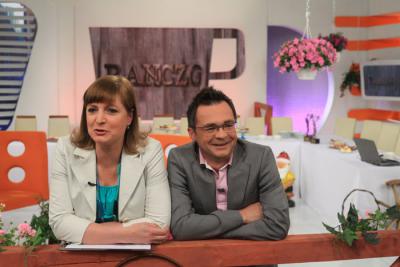 Iwona Schymalla i Paweł Pochwała - prowadzący program "Kawa czy herbata?"
fot. Karol Piechocki